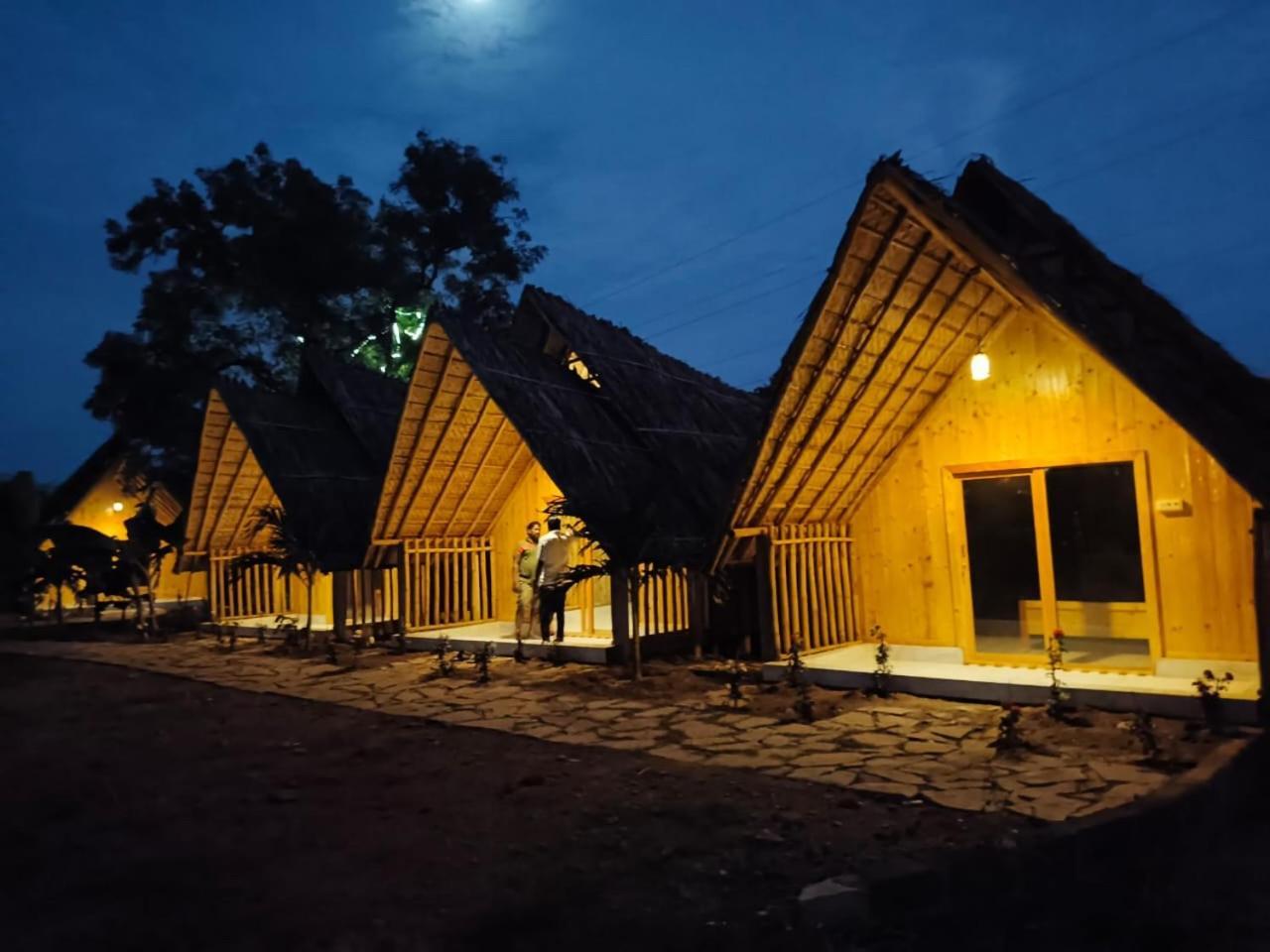 Hill Stone View Hampi Hotel Exterior foto